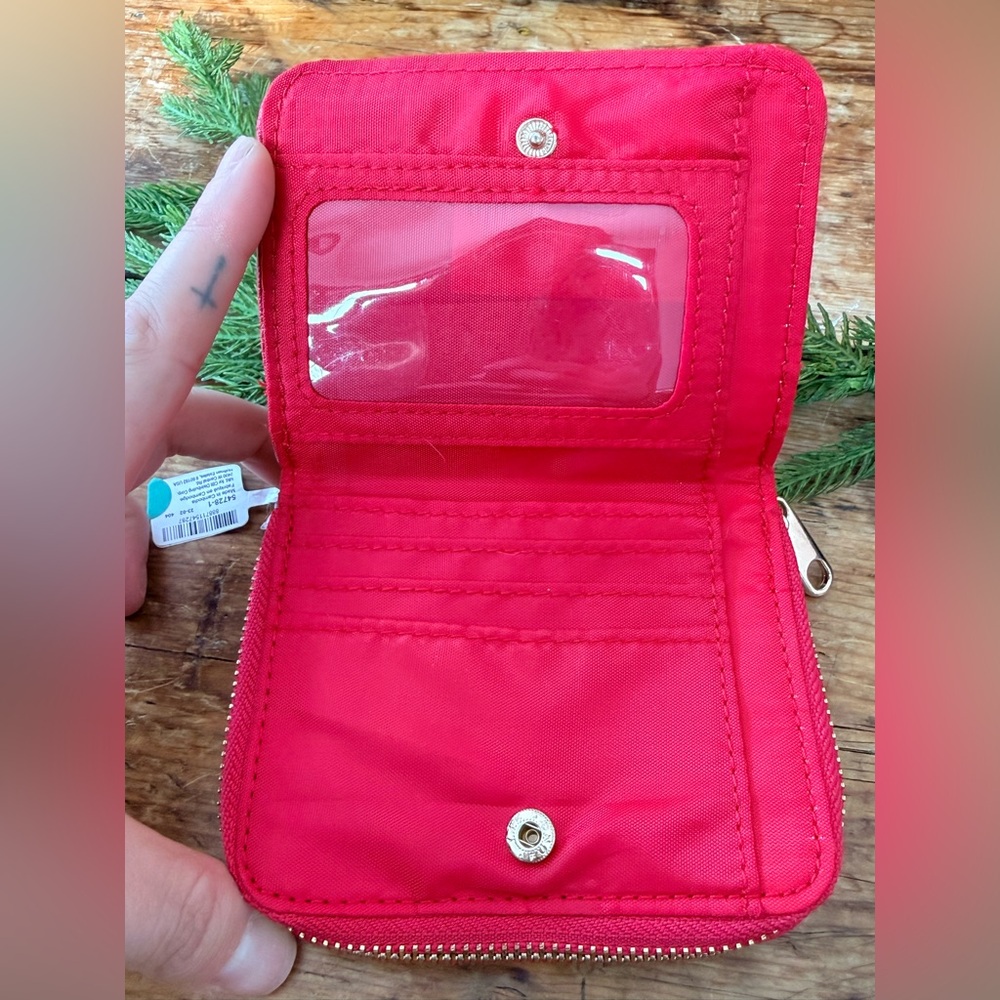 Red Quilted Wallet with Gold Chain Wristlet Strap NWT - Picture 4 of 4